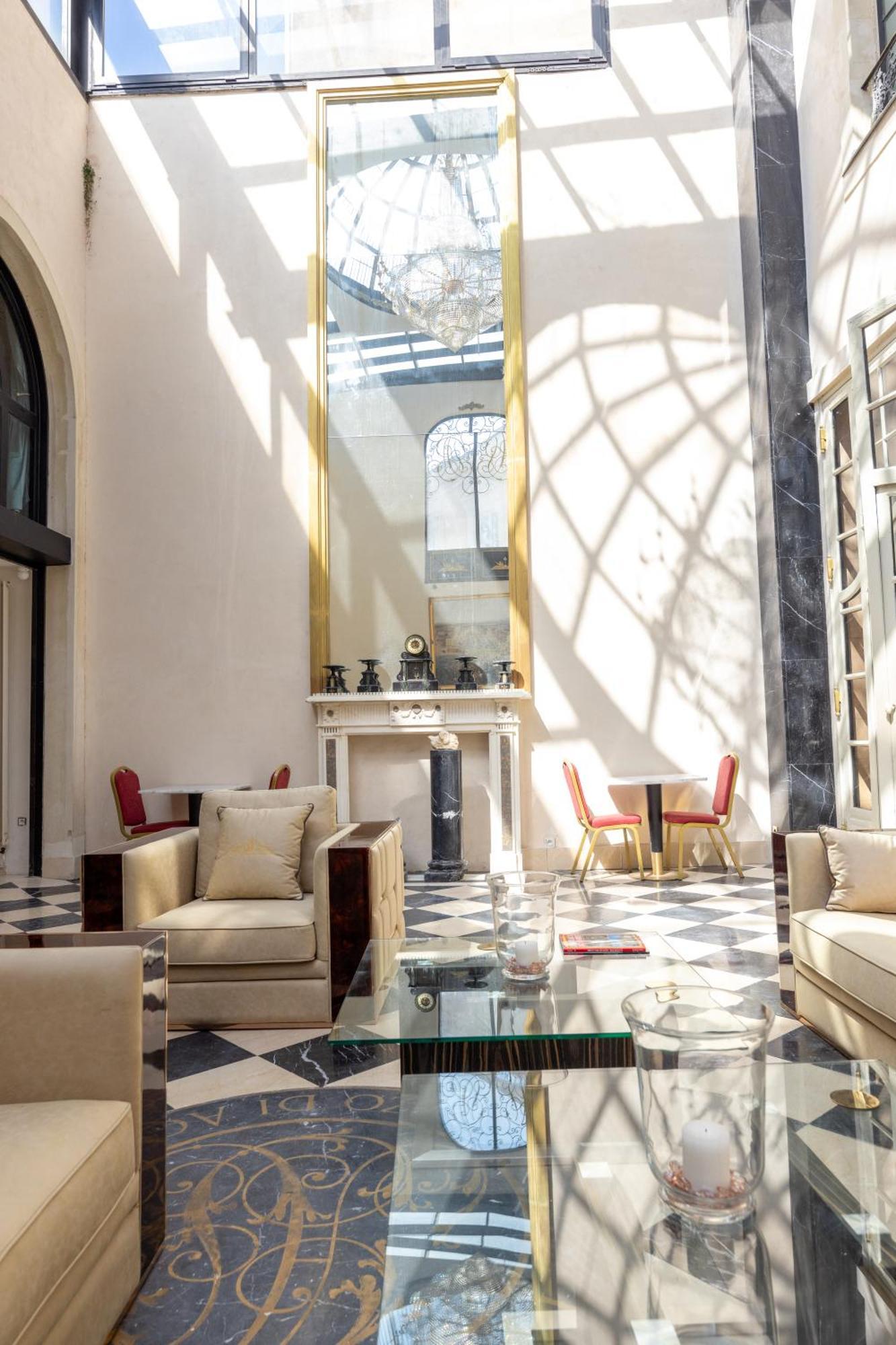 Palazzo Di Acqua Hotel Le Mans Exterior photo